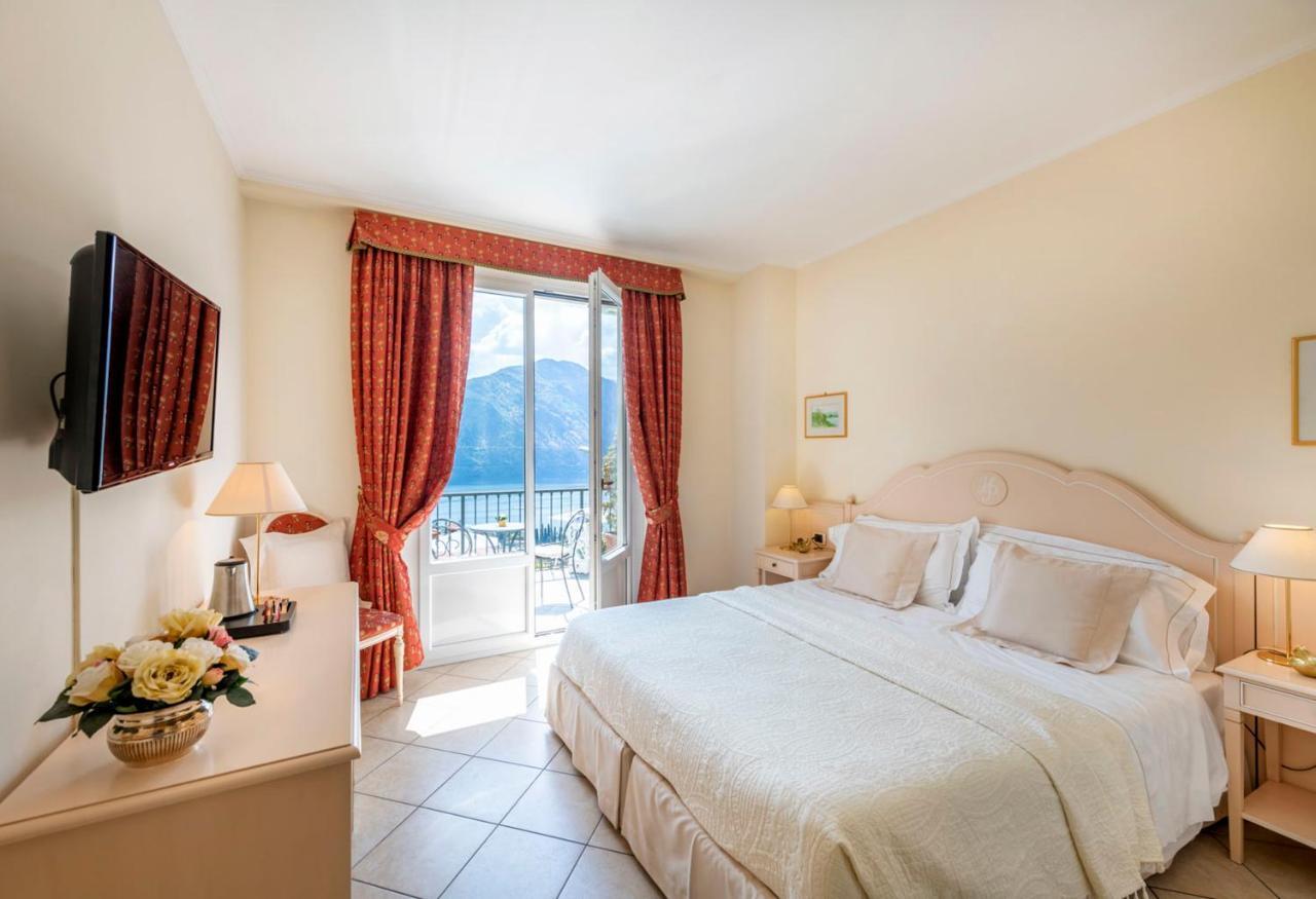 Hotel La Perla เตรเมสโซ ภายนอก รูปภาพ